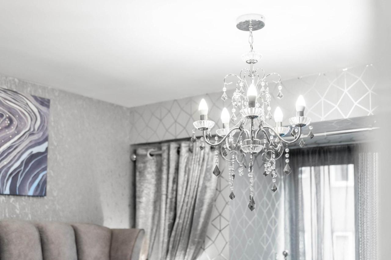 Luxury City Centre Apartment - Parking - Smart Tv - Wifi - Intercom Birmingham Exterior foto